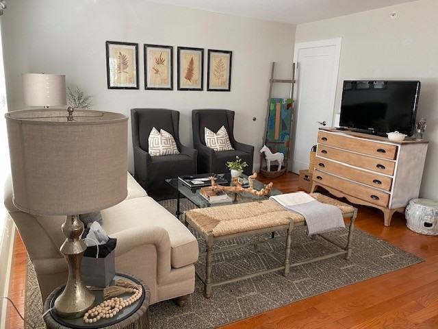 16 Brick Walk Ln #4 - Photo 3 of 9