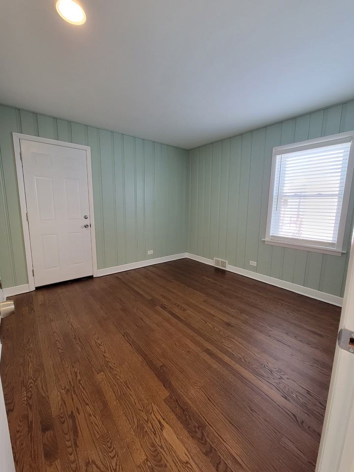 7244 N Kilpatrick Ave #NA - Photo 3 of 11