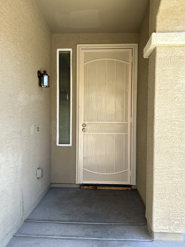 7509 S 27th Pl #NA - Photo 6 of 40