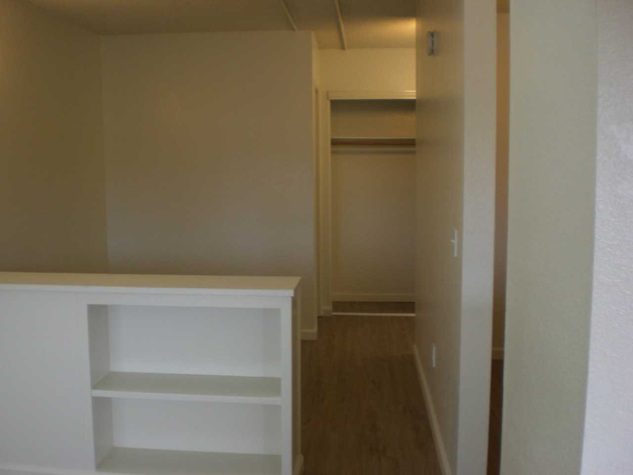 2323 Mcbride Ln - Photo 3 of 9