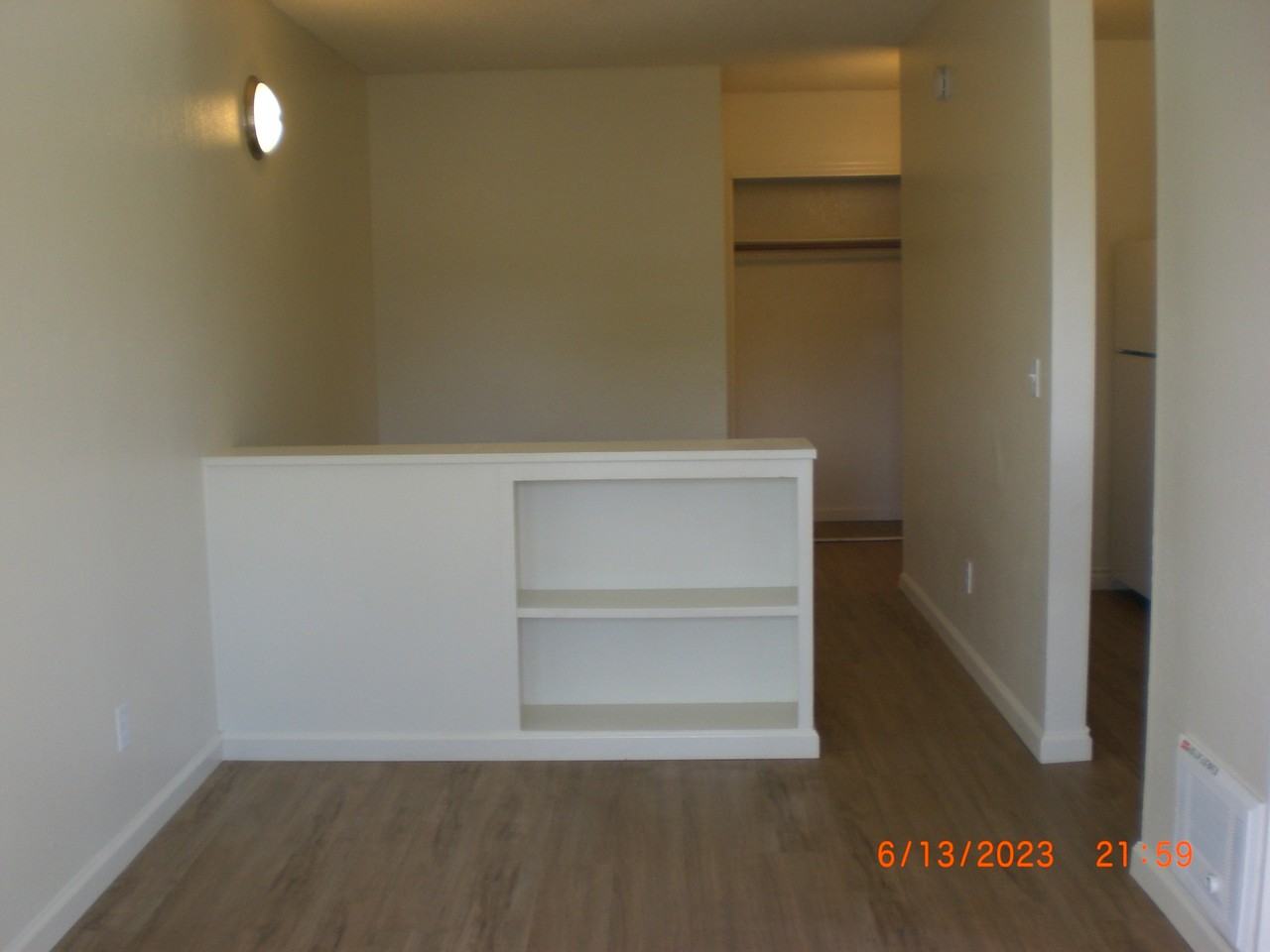 2323 Mcbride Ln - Photo 5 of 9