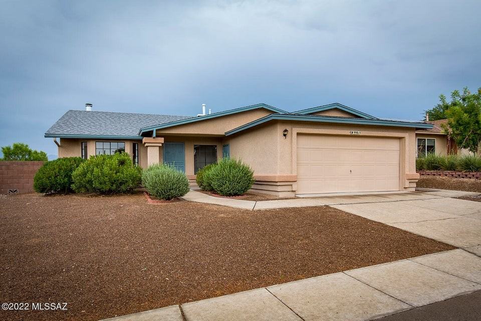 9981 E Falcon Point Dr #1 - Photo 2 of 41