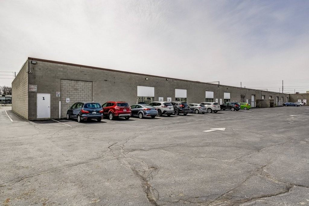 485 Business Building #1 - Photo 2 of 17