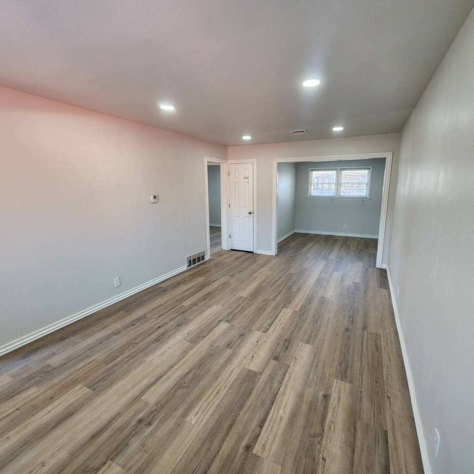9309 Village Dr - Photo 2 of 16