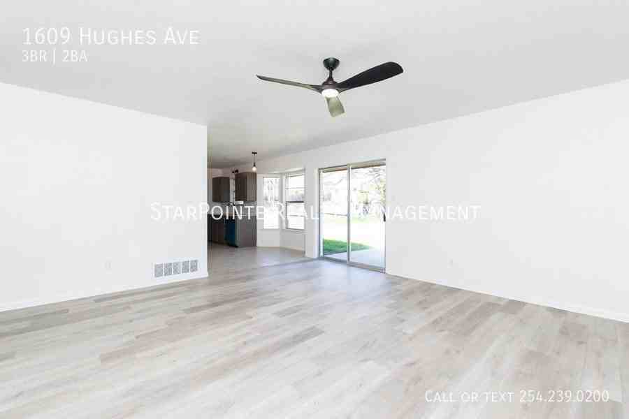 1609 Hughes Ave - Photo 2 of 17