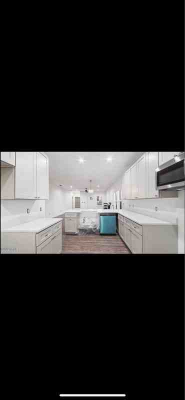 2807 N Panama Ave - Photo 3 of 11