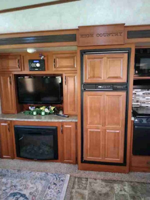 1055 Sis Hobson Road Ext - Photo 2 of 7