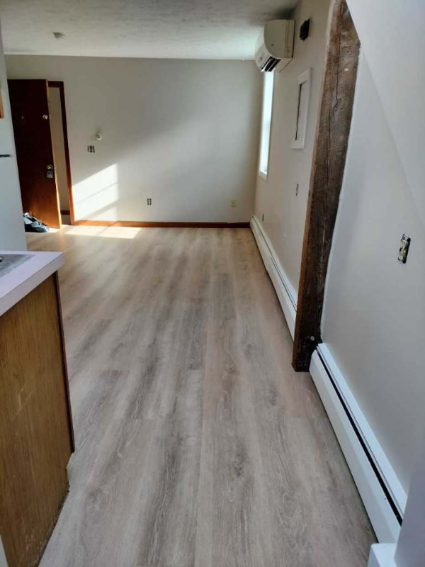 891 Mammoth Rd #C - Photo 5 of 15