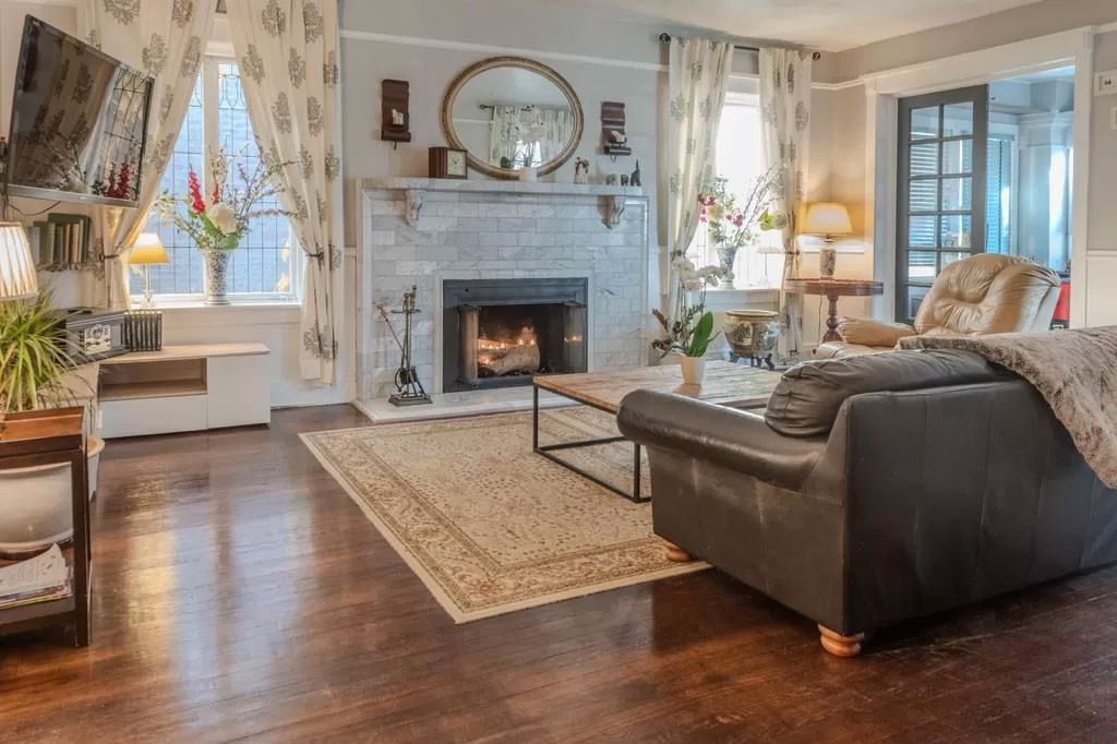 7626 N Greenview Ave #1 - Photo 4 of 22