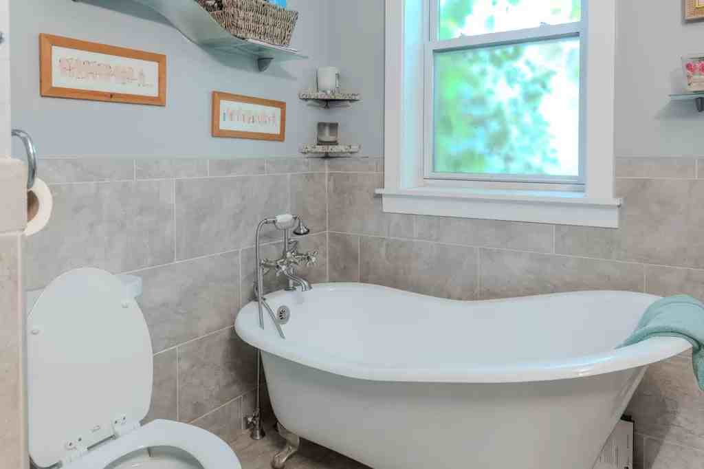 7626 N Greenview Ave #1 - Photo 6 of 22