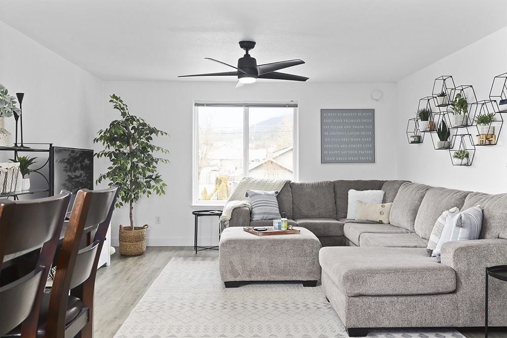 221 Ne Steiger St #NA - Photo 2 of 20