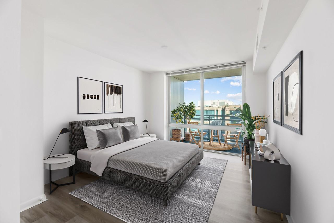 8421 Broad - Photo 3 of 25