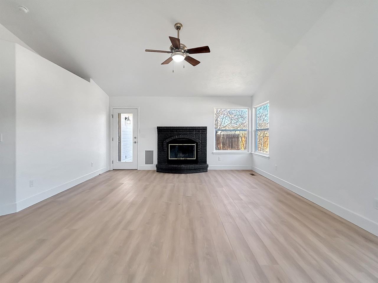 5317 N Candlestick Ave #1 - Photo 2 of 17