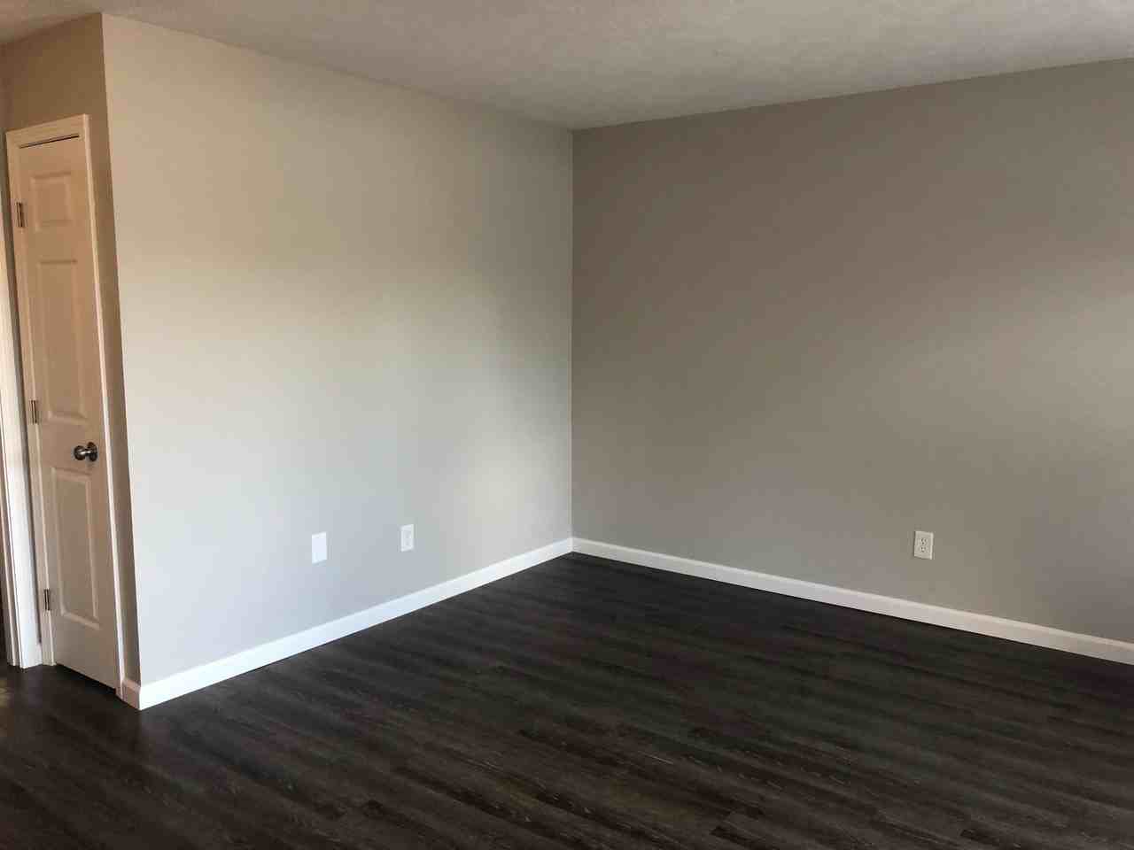 Saddlebrook4800 McQuery WO Apartments 4800 Saddlebrook Ln, Louisville