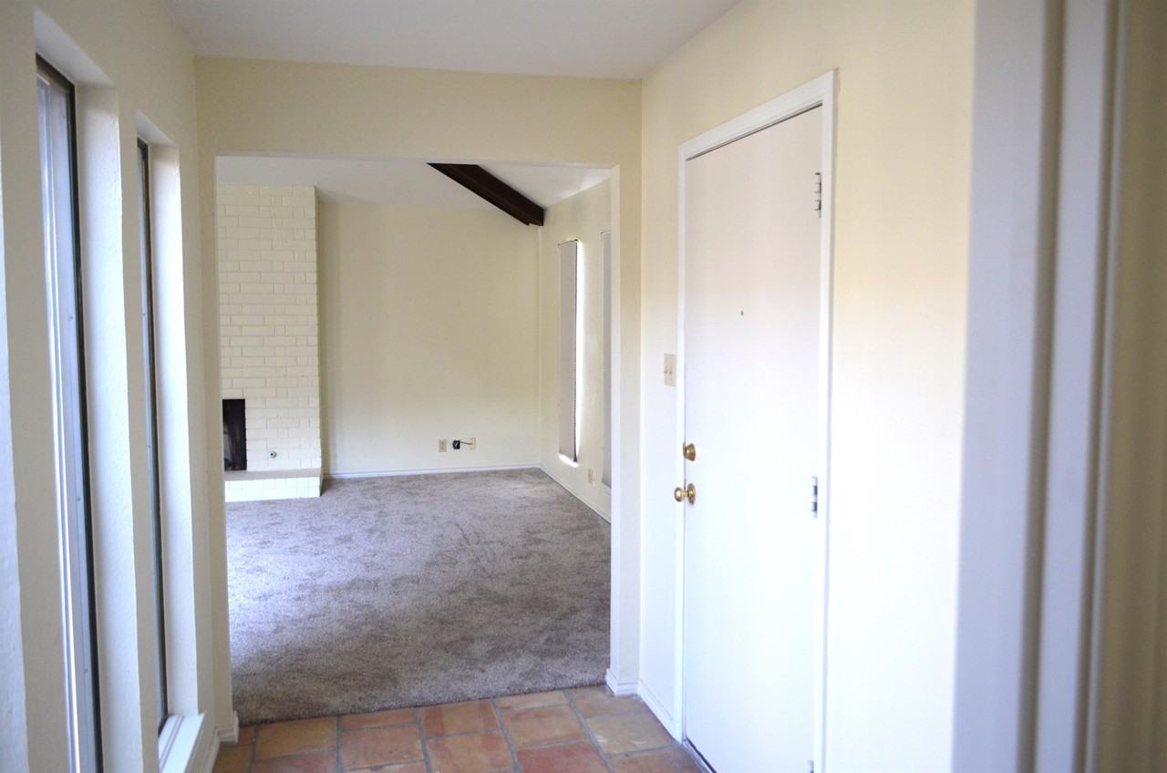 5113 Ashdown Pl #1 - Photo 3 of 40