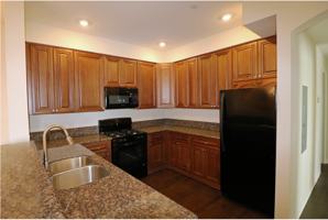 featured image of 606 S Riverside Ave
