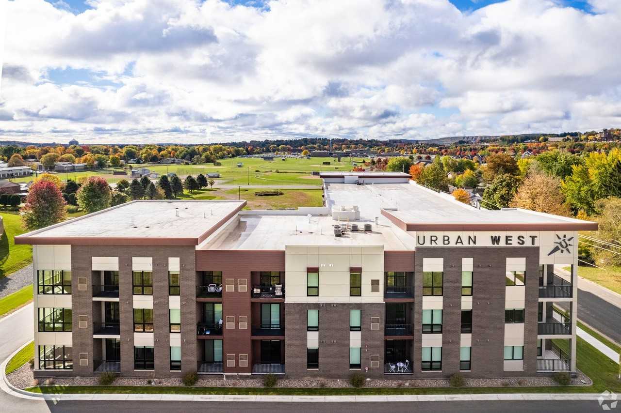 Urban West - Photo 7 of 50