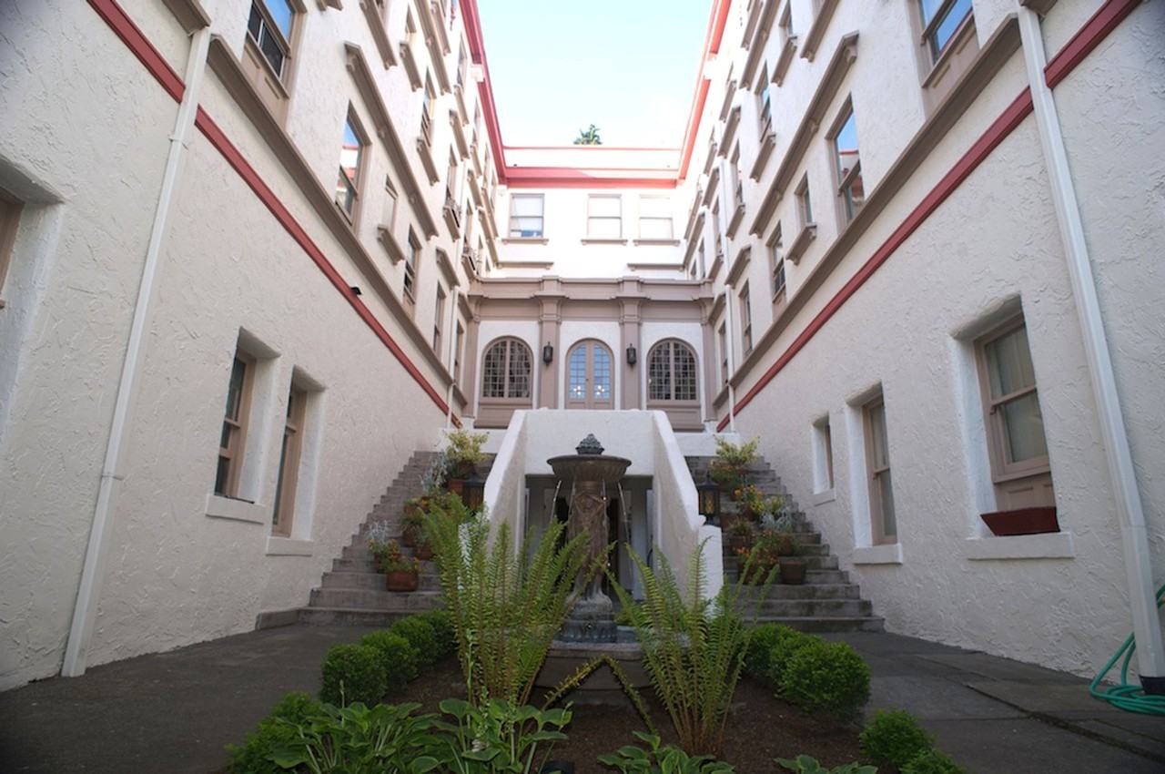 Chelsea Apartments - Photo 3 of 8