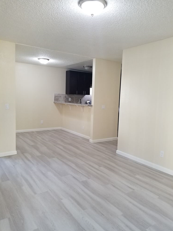 Lake Ridge - Photo 5 of 34