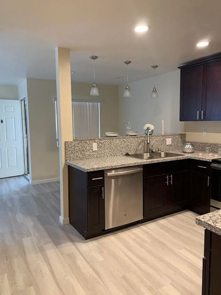 Lake Ridge - Photo 6 of 34