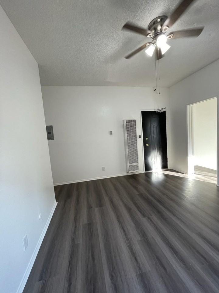 HAP PARTNERS V, LLC-1920 - Photo 3 of 16