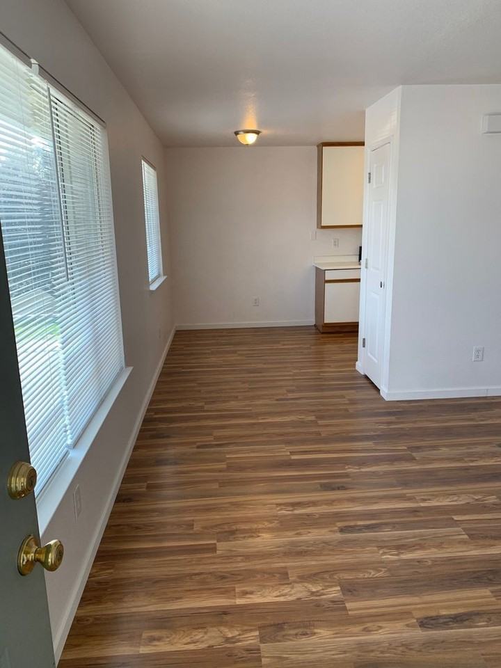 Peppertree Apartments - Photo 2 of 9