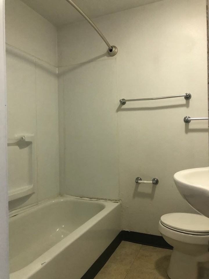 16th Ave - 915 - Photo 3 of 5