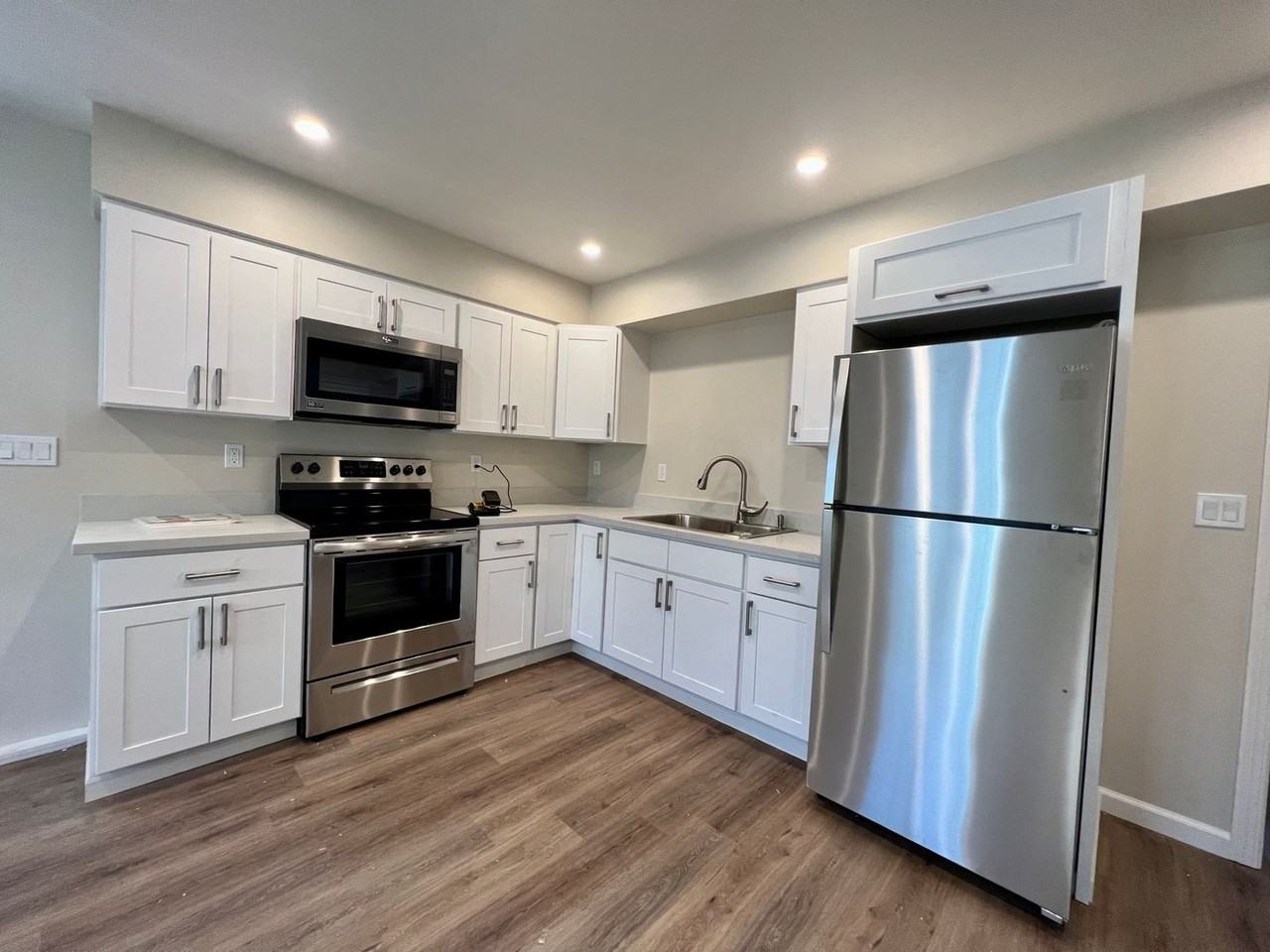 1343 Lowell Street - Photo 2 of 9