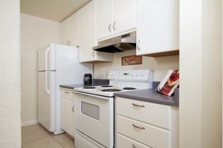 300 - 330 Parker Avenue in Rodeo - Photo 1 of 1