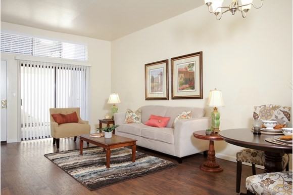 300 - 330 Parker Avenue in Rodeo - Photo 3 of 5