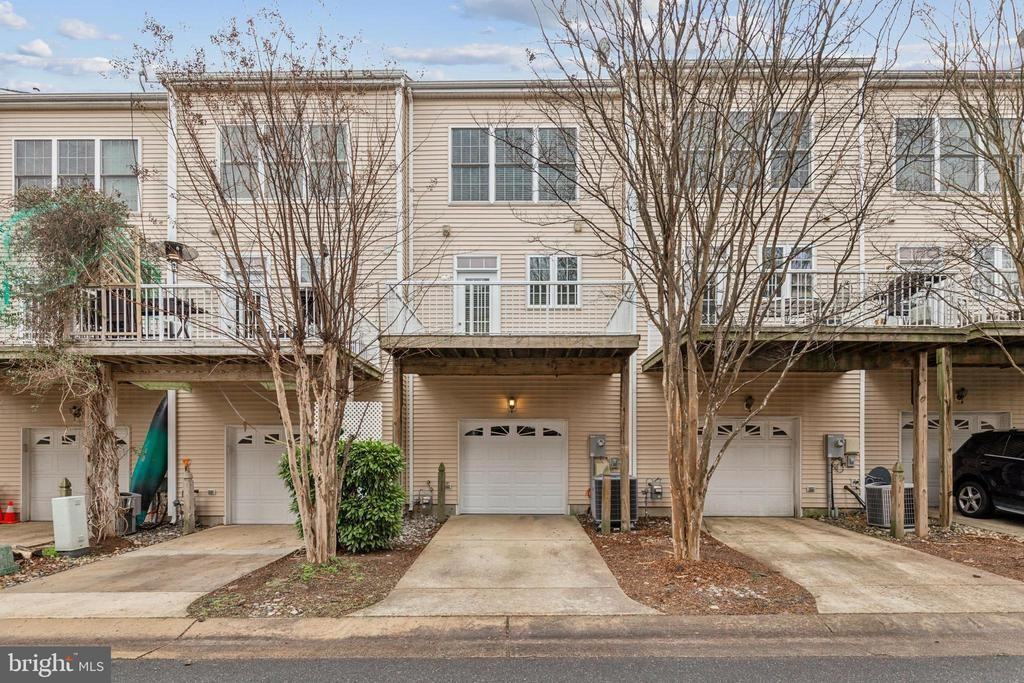 24995 Riding Center Dr - Photo 2 of 25