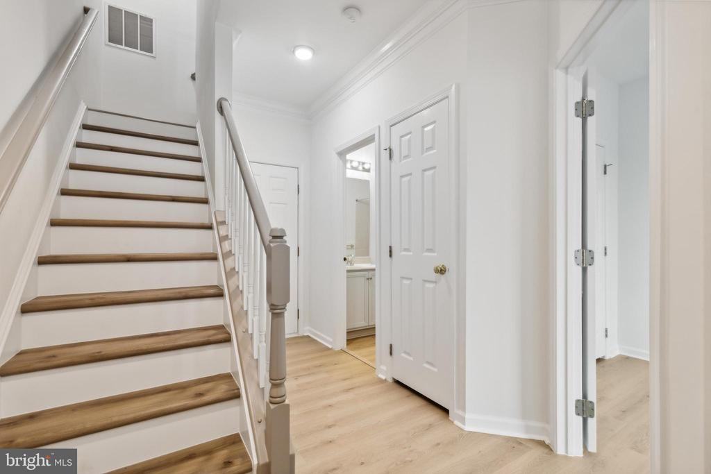 24995 Riding Center Dr - Photo 3 of 25