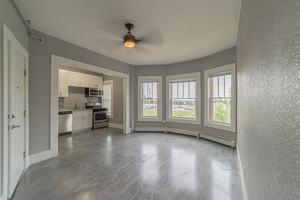 featured image of 718 15th St