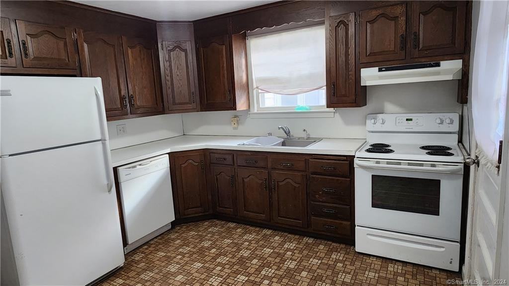 182 Camp St, Plainville, CT 06062 3 bedroom House Rental Zumper