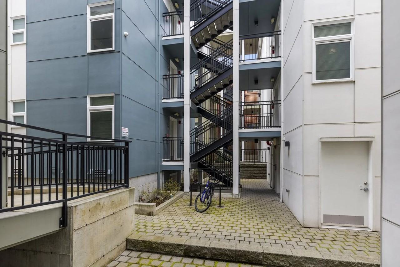 Radian Apartments - Photo 5 of 24