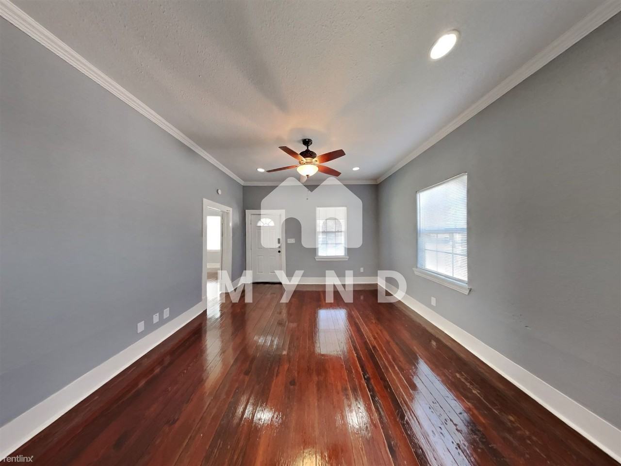 3227 Avenue I - Photo 2 of 17