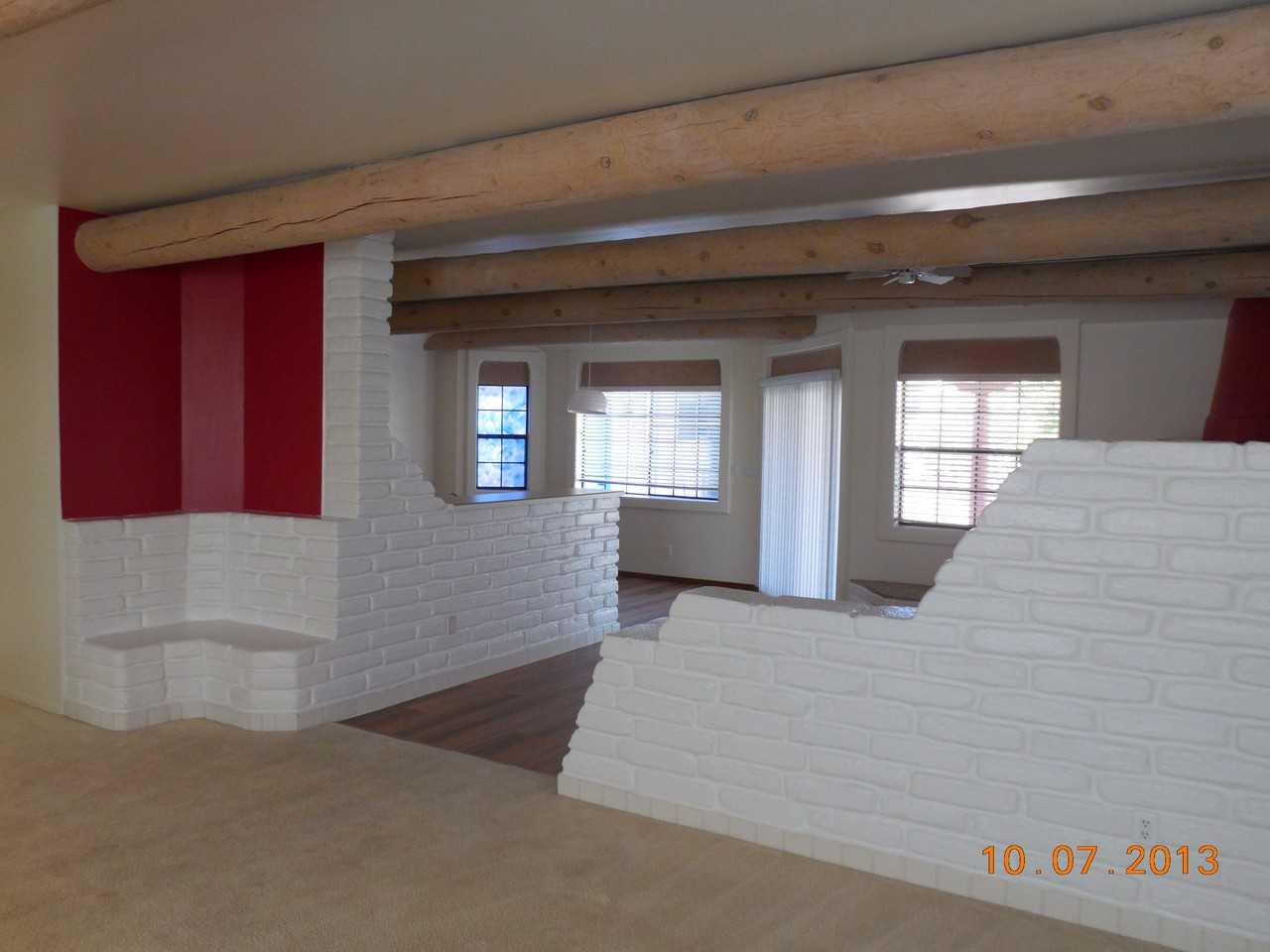 7609 Lynwood Dr NW - Photo 3 of 23