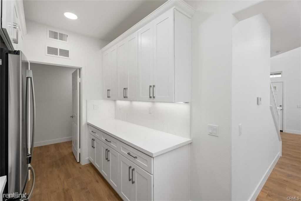 20 Ardmore - Photo 3 of 11