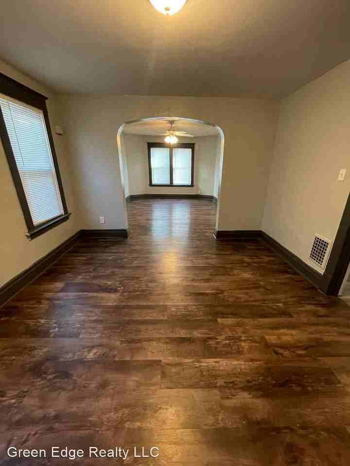 22 Macamley St. - Photo 2 of 9