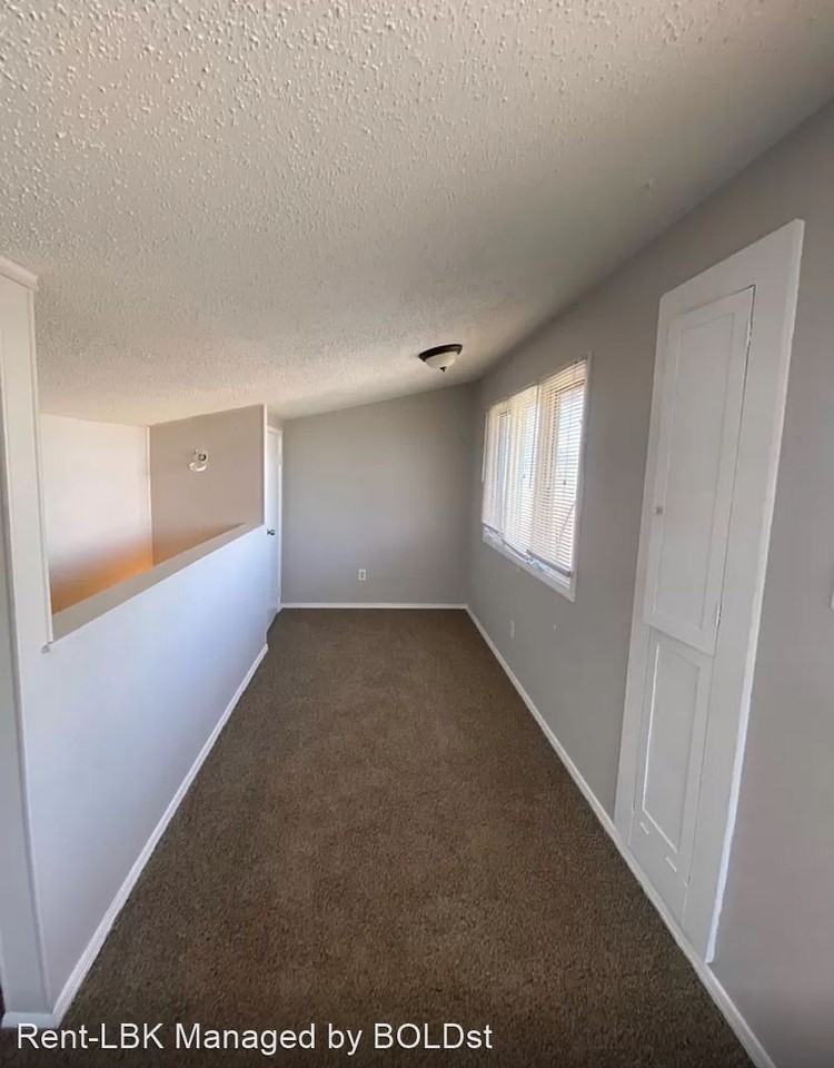 2303 17th Street - Photo 3 of 16