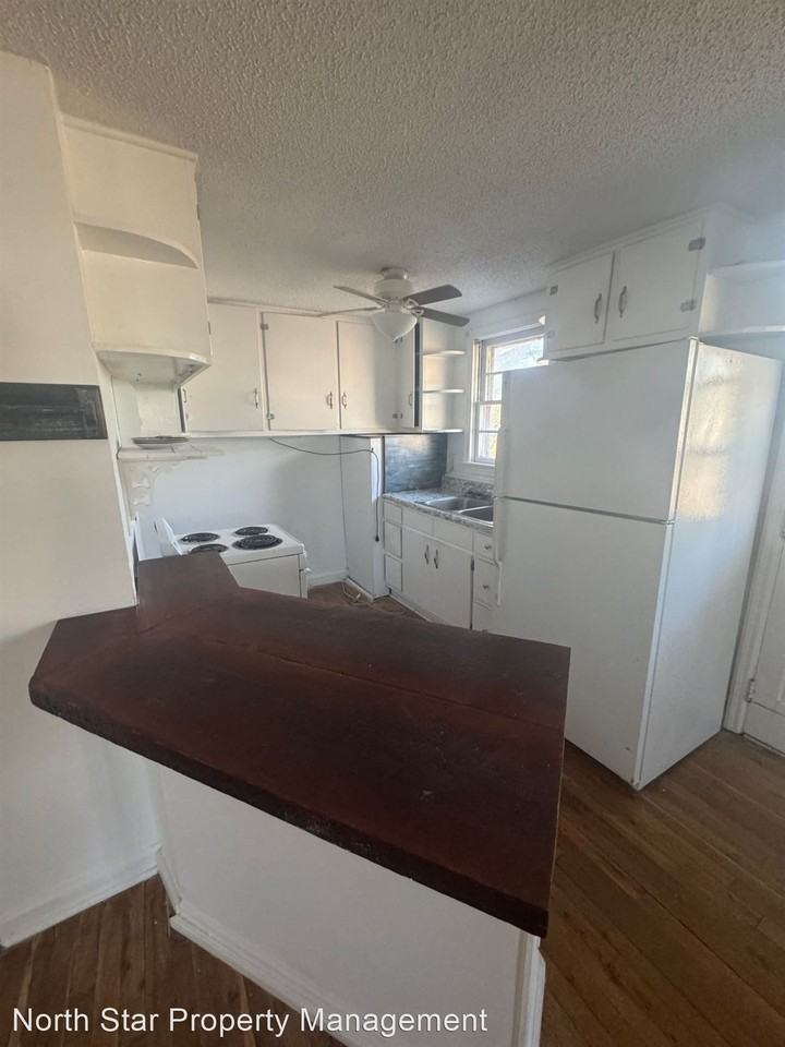 118 Brockway Ave - Photo 3 of 14