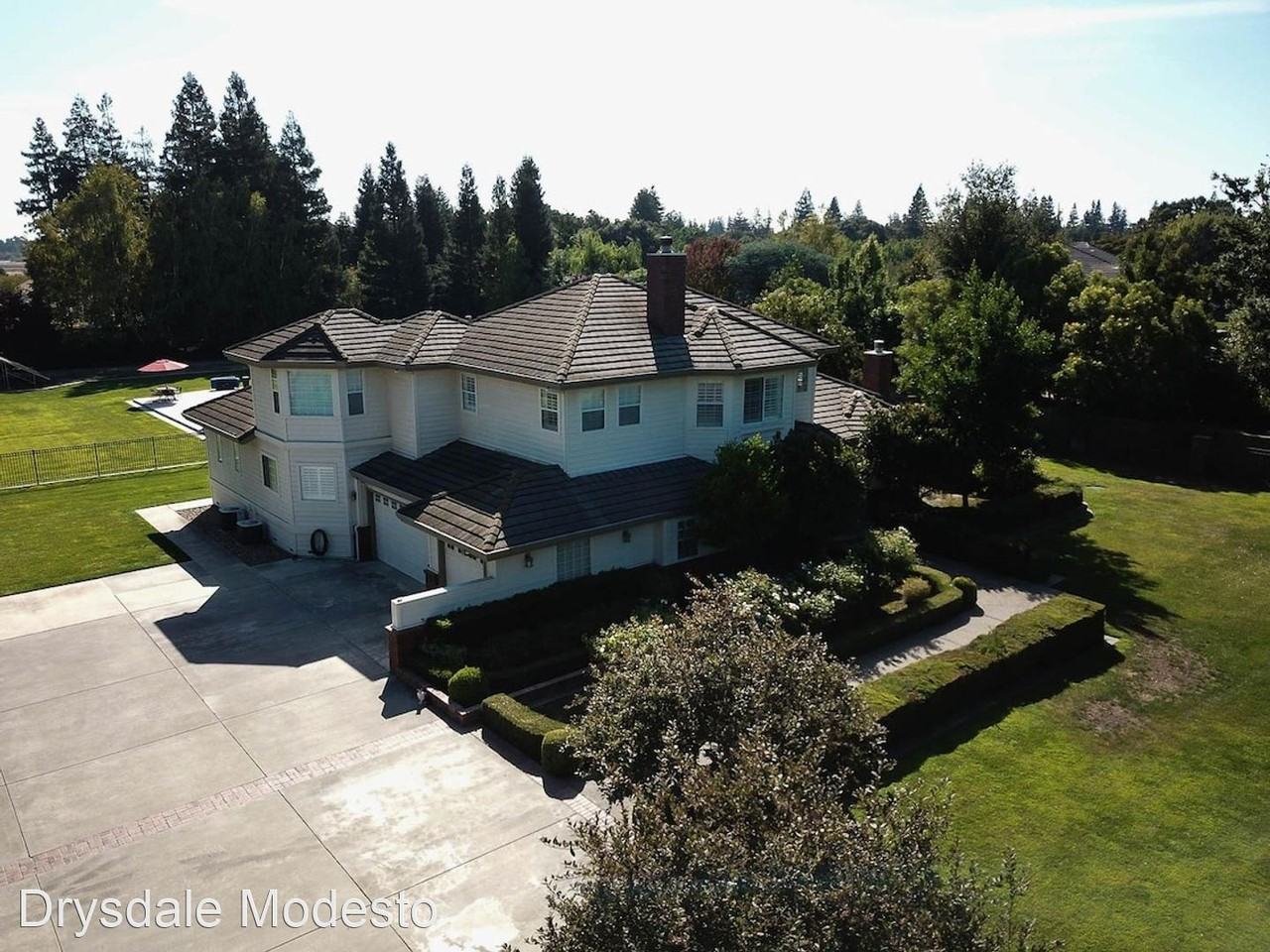 9688 Oakwilde Ave - Photo 2 of 50