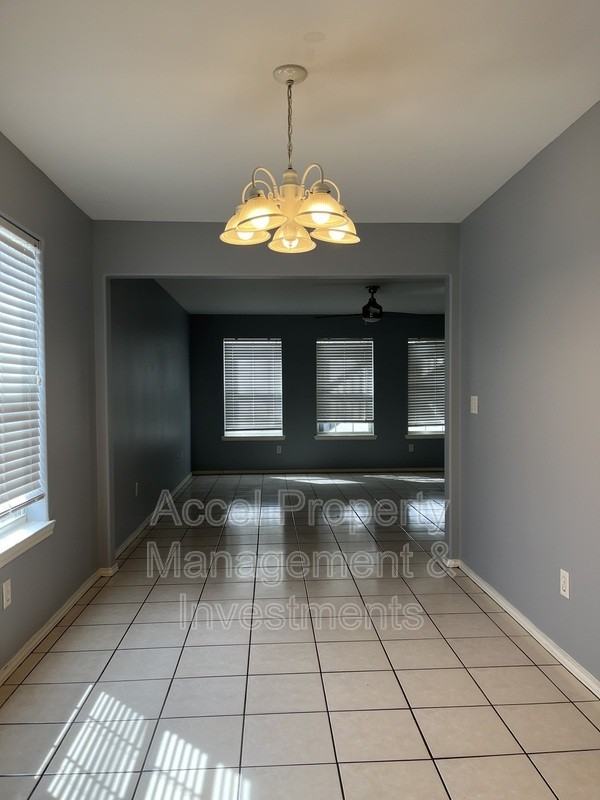 1522 W Nolana Ave #A - Photo 5 of 14