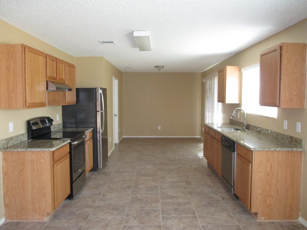 321 Allenwood Dr - Photo 3 of 18