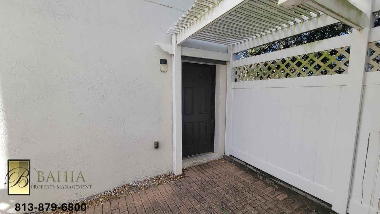 6054 Gibson Ave - Photo 3 of 32