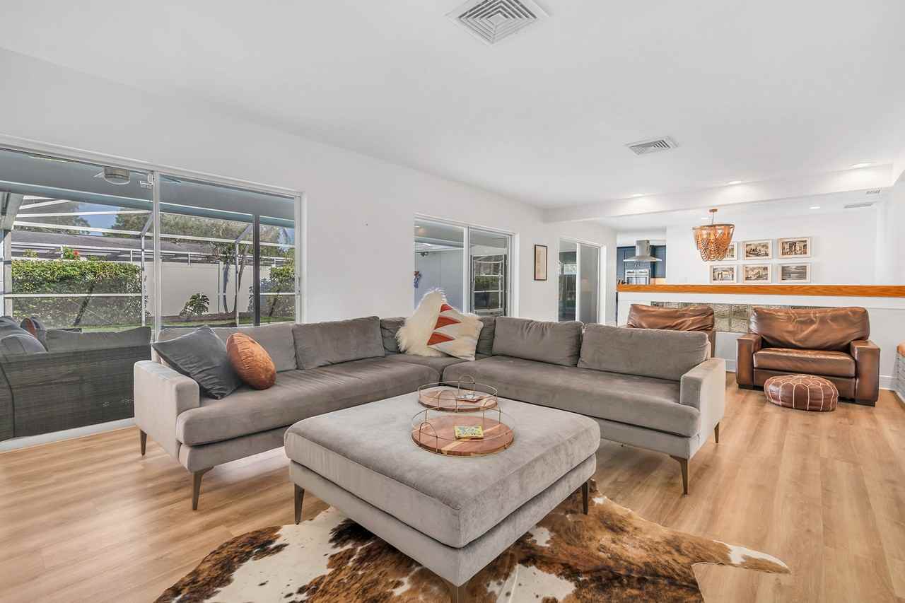 1201 87th Ave N - Photo 3 of 44