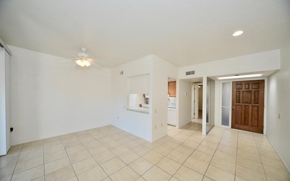 2509 S Calle Del Dante - Photo 2 of 11