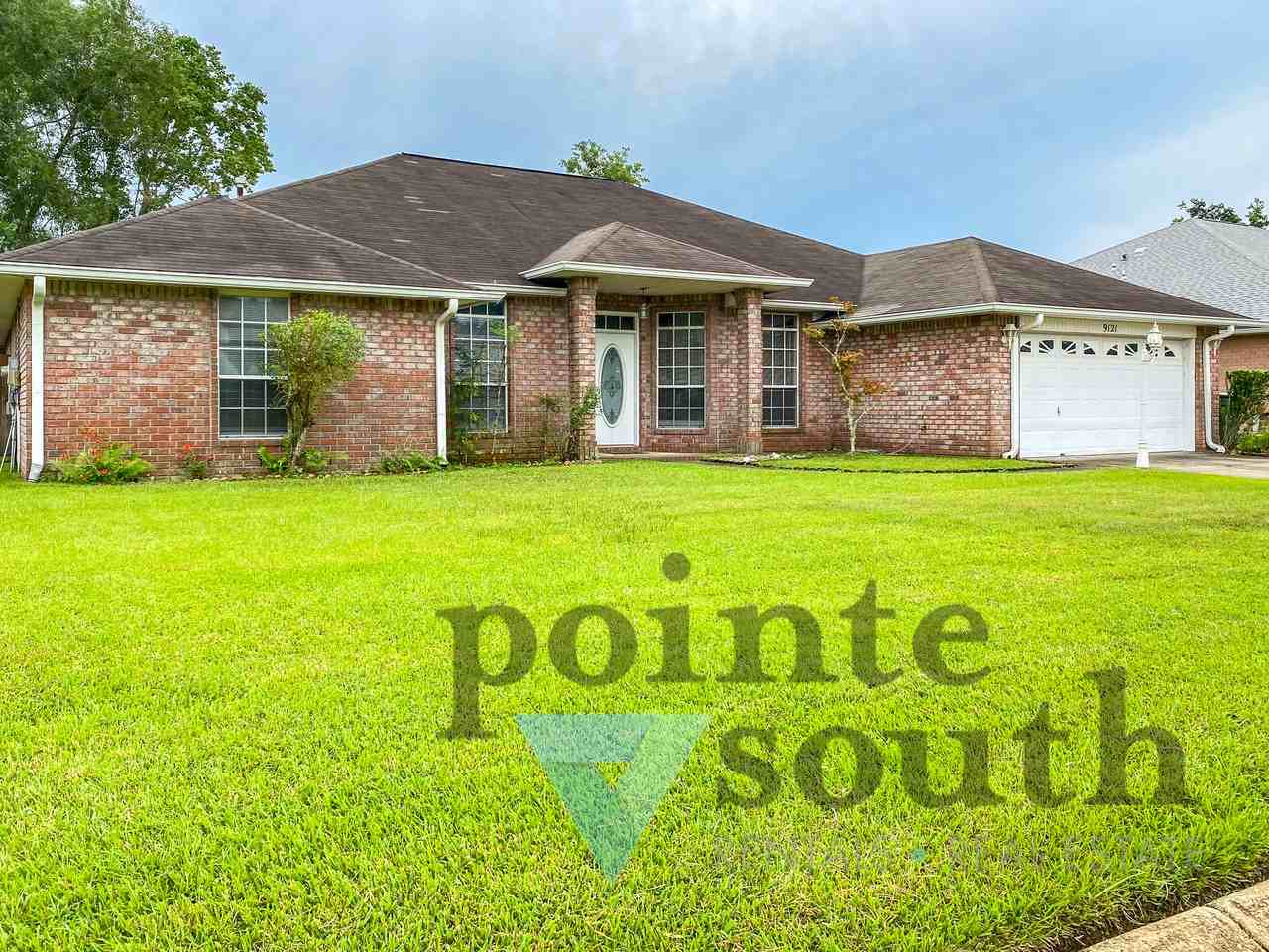 9121 Sebring Dr - Photo 2 of 31