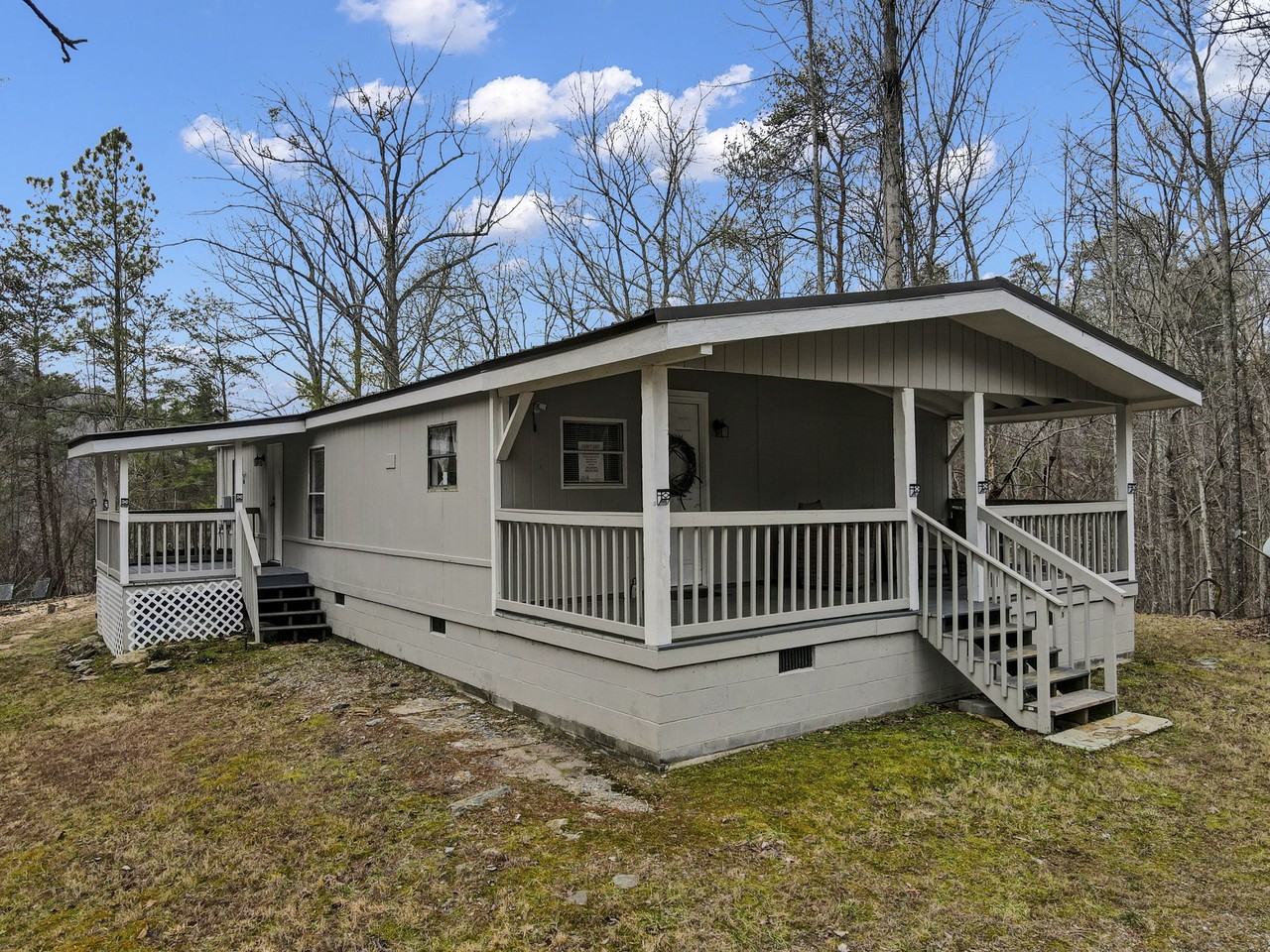 167 Jasmine Dr Ne - Photo 2 of 39