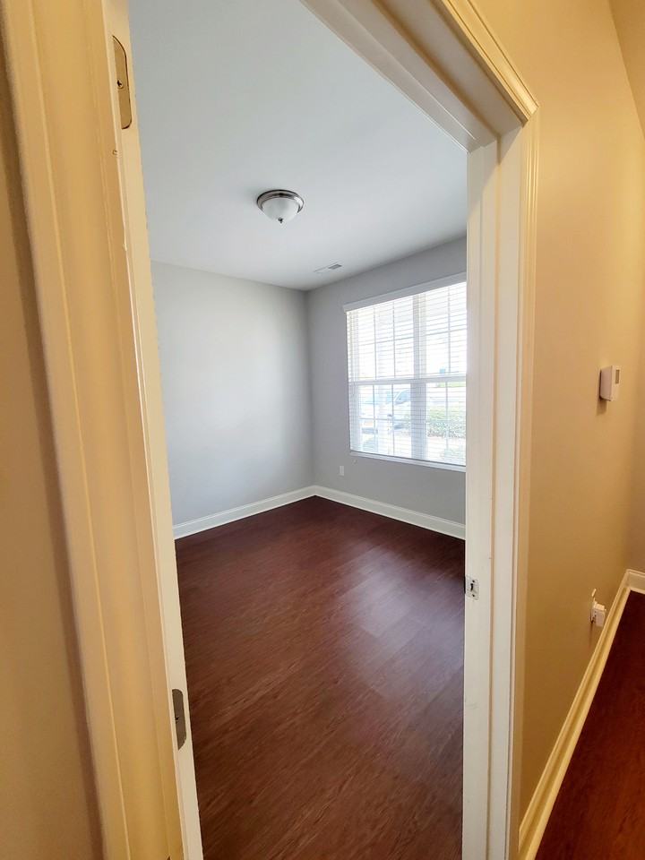 3944 Volkswalk Pl - Photo 4 of 47